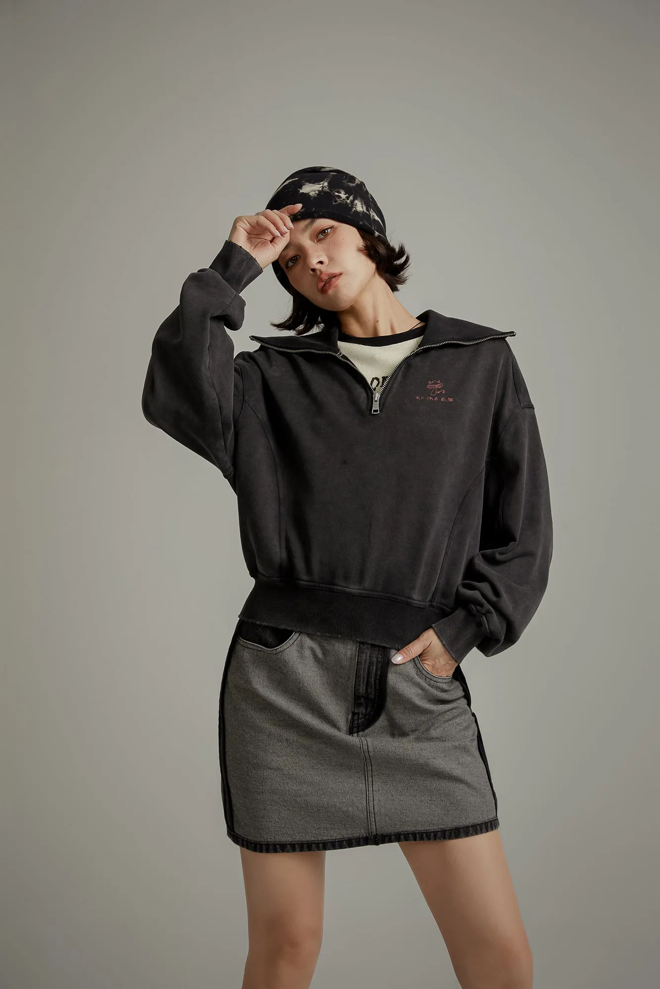 High Neck Half Zip Up Basic Sweatshirt