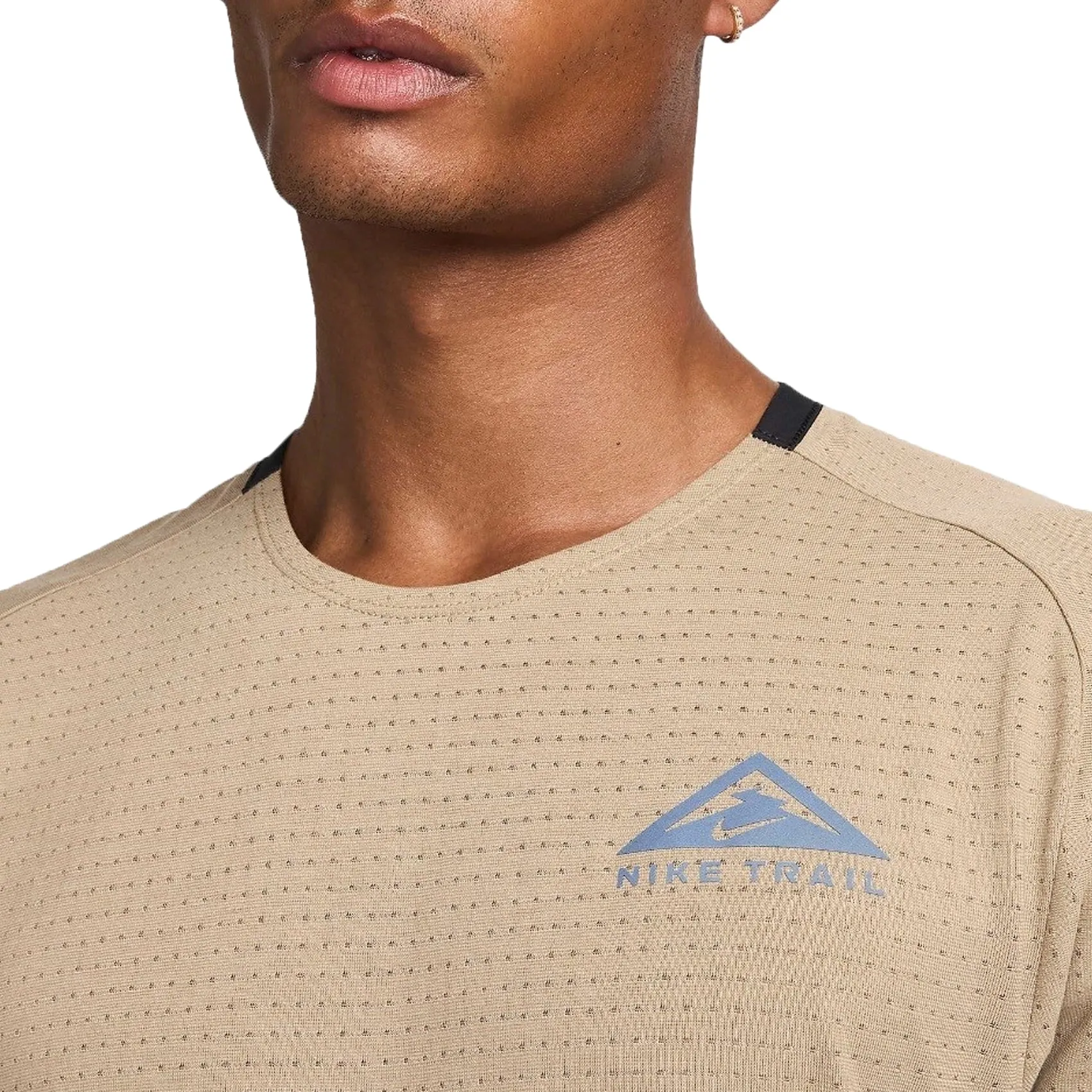 Mens Nike Dri-FIT Trail Solar Chase Running Tee