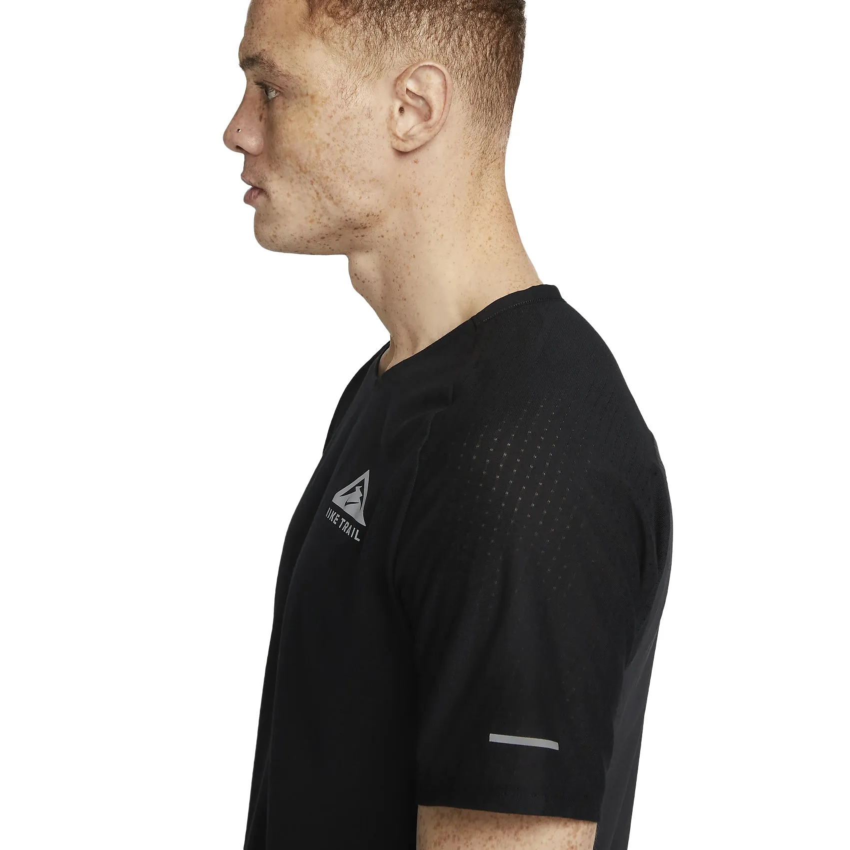 Mens Nike Dri-FIT Trail Solar Chase Running Tee